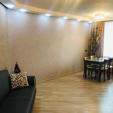 Boulevard Apartment With Sea View Баку Экстерьер фото