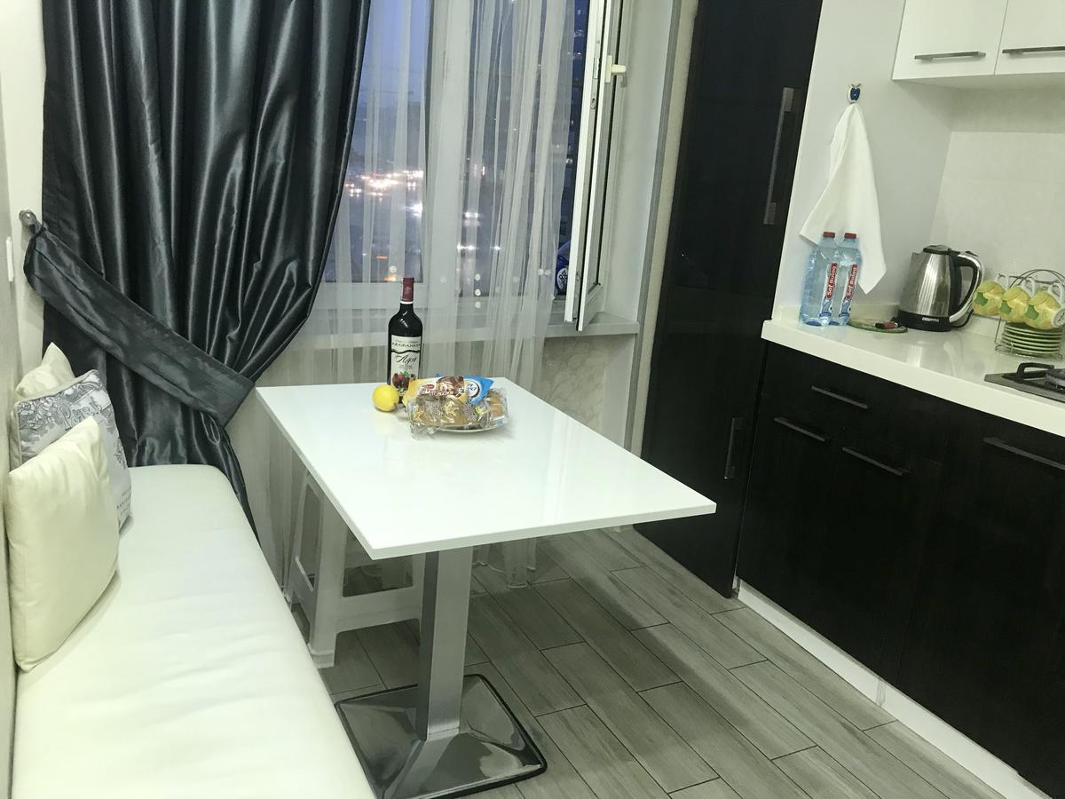 Boulevard Apartment With Sea View Баку Экстерьер фото