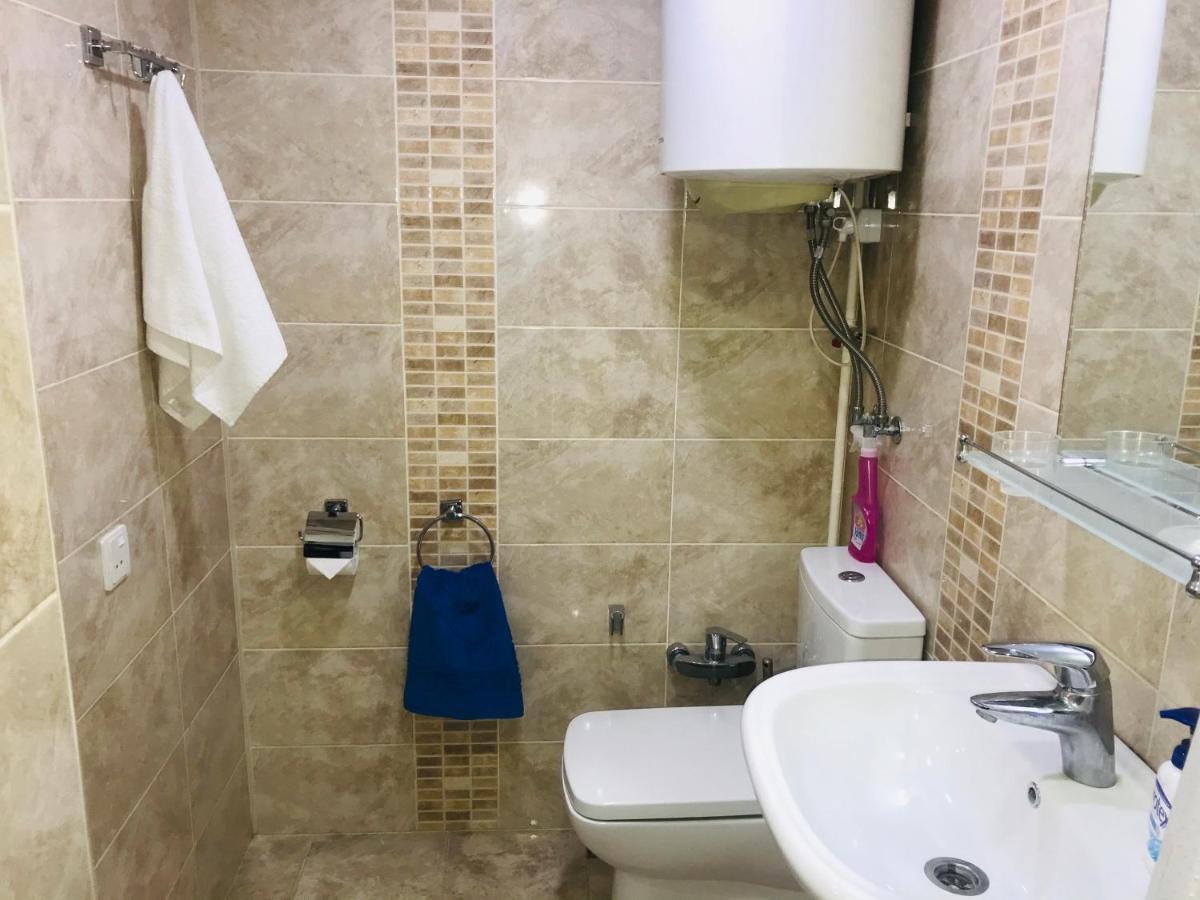 Boulevard Apartment With Sea View Баку Экстерьер фото